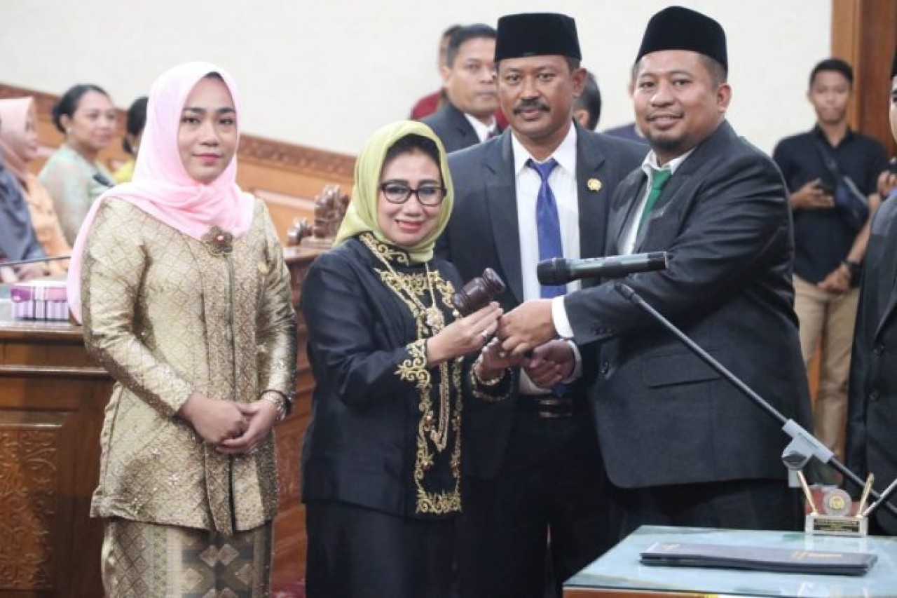 Joni Dijadwalkan Rabu Dilantik