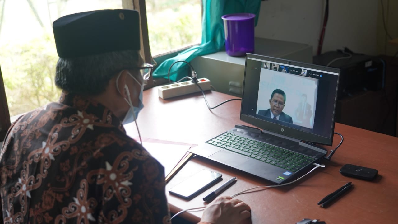 Gunakan Ruang Kepsek, Jauhar Tetap Ikuti Ujian Proper Sanusi dan Deni
