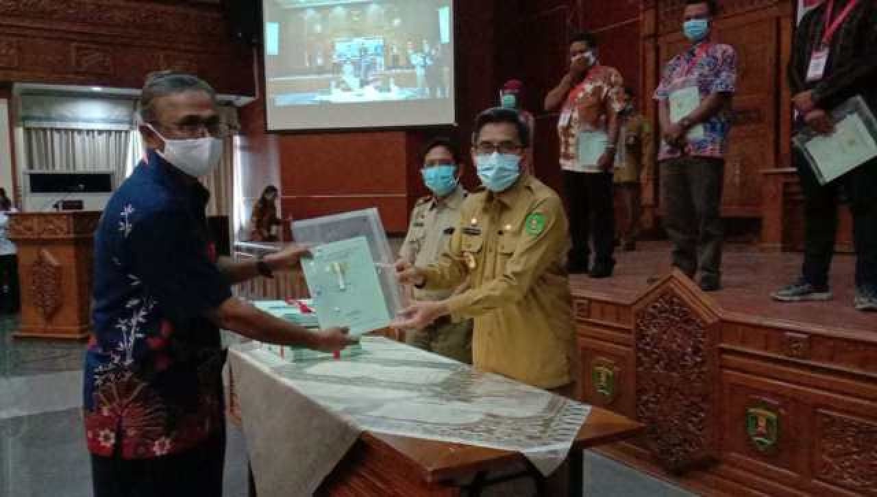 1.200 Sertifikat Tanah  Diserahkan ke Mayarakat