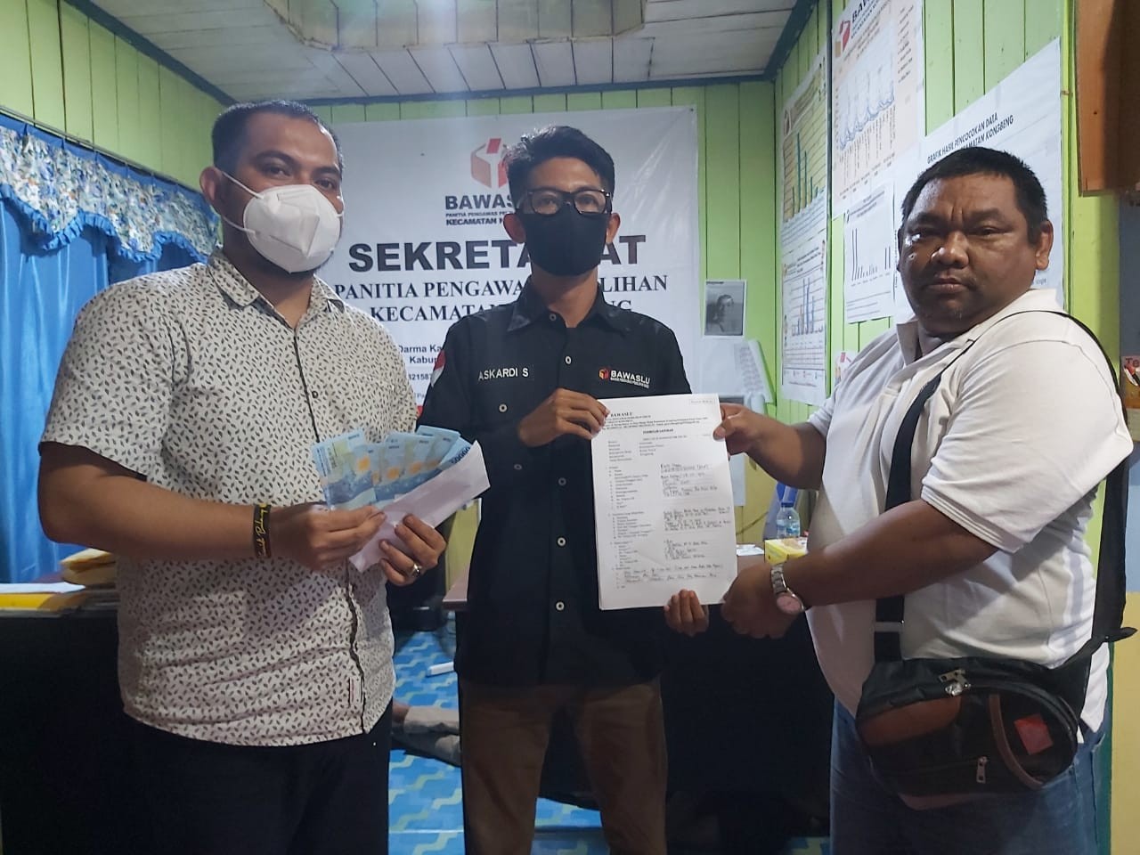 Dinihari Tadi, Dugaan Politik Uang di Kongbeng Masuk Panwascam 