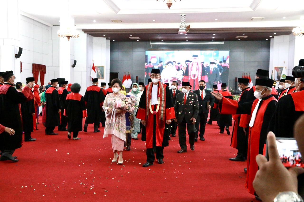 Purna Tugas, Sutoyo  Dilepas Haru 