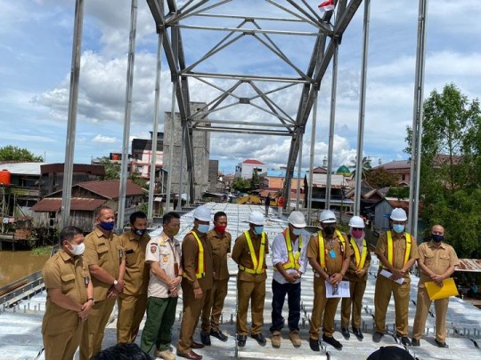 Kasmidi Senang Jembatan Masabang Hampir Rampung