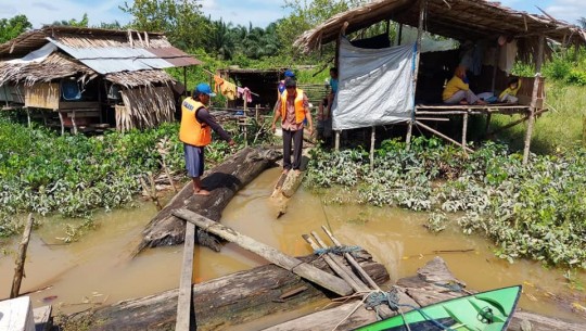 Sedang Mandi, Dimas Diterkam Buaya 