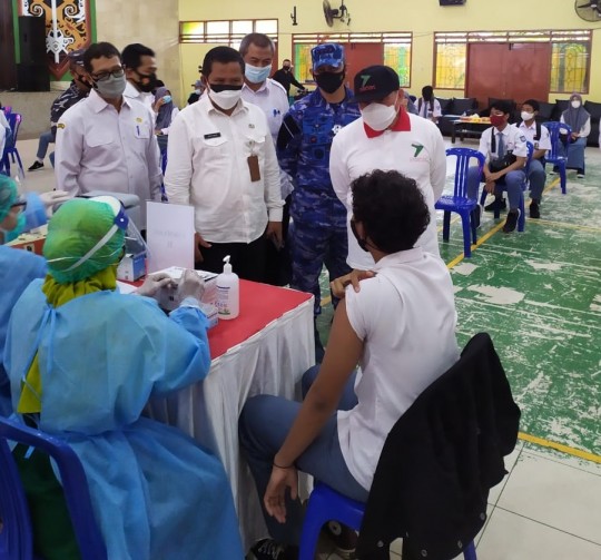 Isran : Berdoa dan Happy, Salah Satu Cara Lawan Covid 19