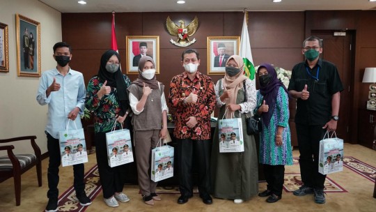 Wagub Hadi Apresiasi Capaian 60 Ribu Follower IG Kaltim, Ikut Kasih Hadiah Kepada Follewer