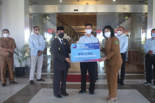 IMM Ikut Bantu RSU Kudungga, Serahkan Alkes Senilai Rp671,2 Juta