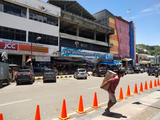 Sentani Macet, Kota Lain di Jayapura Lengang
