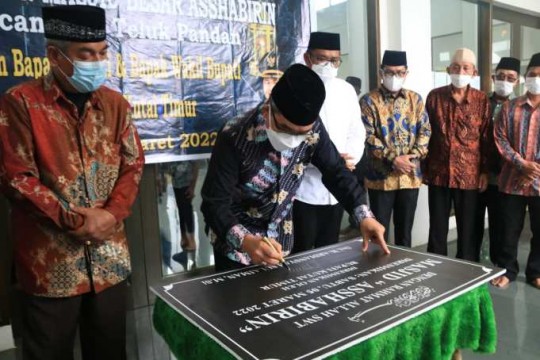 Ardiansyah : Masjid Asshabirin, Jad Ladang Amal Warga Teluk Pandan