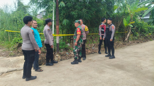 BAYI MALANG DITEMUKAN DALAM TAS KRESEK di GANG  komando2