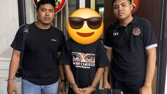 Curi motor untuk cari pekerjaan.